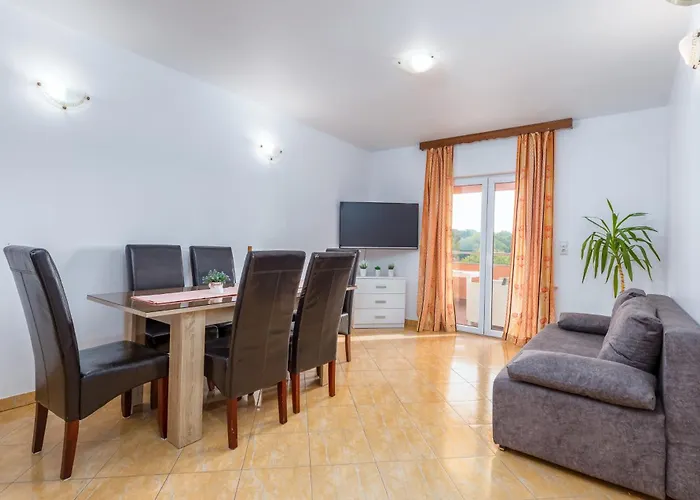 Arcobaleno Appartement *